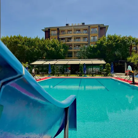 Grand Alisa 3* Alanya