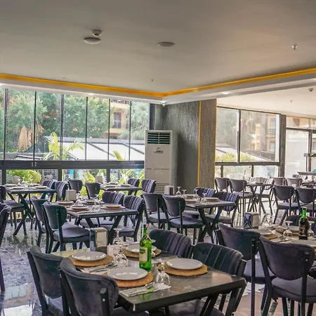 Grand Alisa 3* Alanya