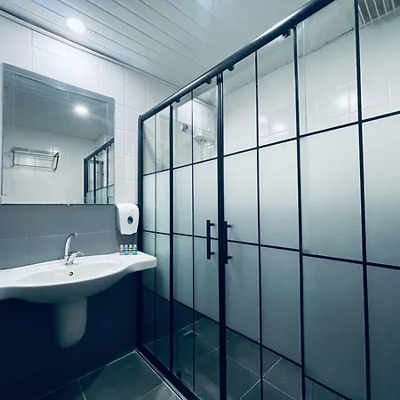 Grand Alisa Hotel 3*