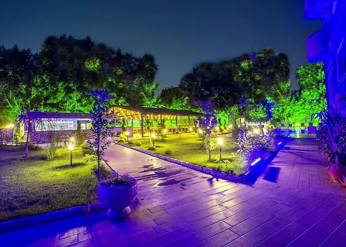 Grand Alisa Szálloda 3*