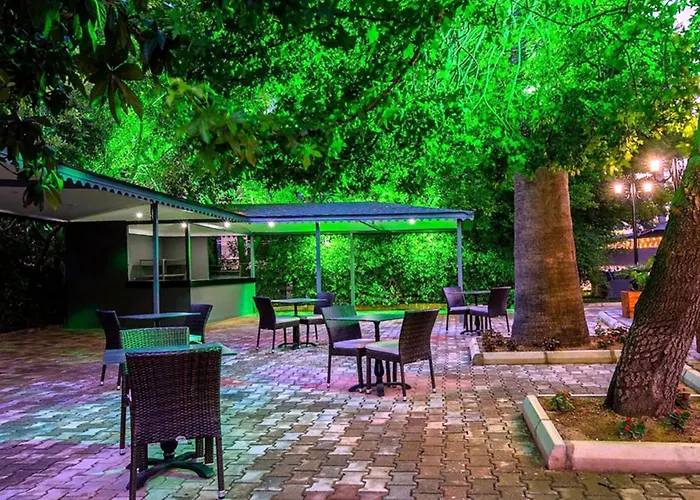 Szálloda Grand Alisa