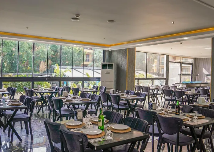 Grand Alisa 3* Alanya